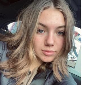 Meet your Posher, Lucy